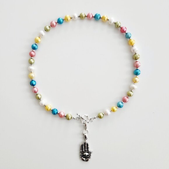 PASTEL PEARL NECKLACE W/ 925 SILVER HAND & EYE PENDANT - Picture 2 of 4
